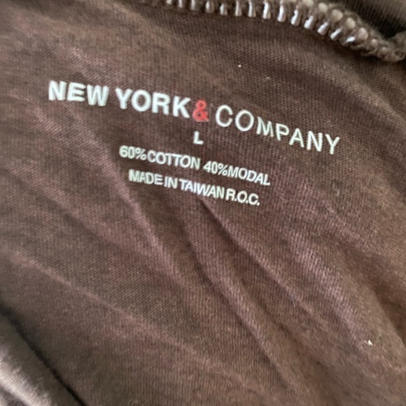 Women’s Brown New York & Company Cardigan Size Large - Picture 3 of 3